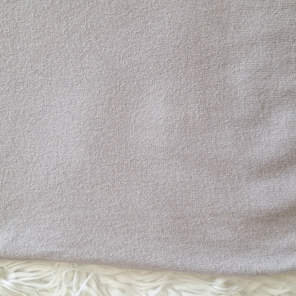 Main Strip High Low V Neck Sweater - Picture 8 of 15